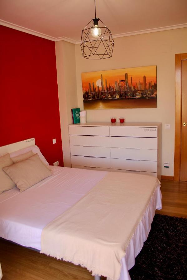 Atico En El Centro Con Amplia Terraza Apartment Entrena
